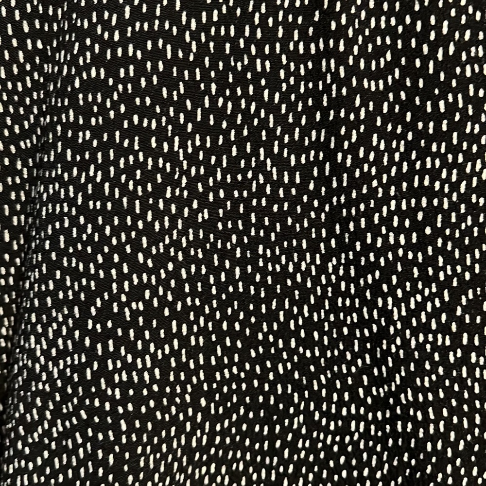 Black Pattern Top - Picture 3 of 3